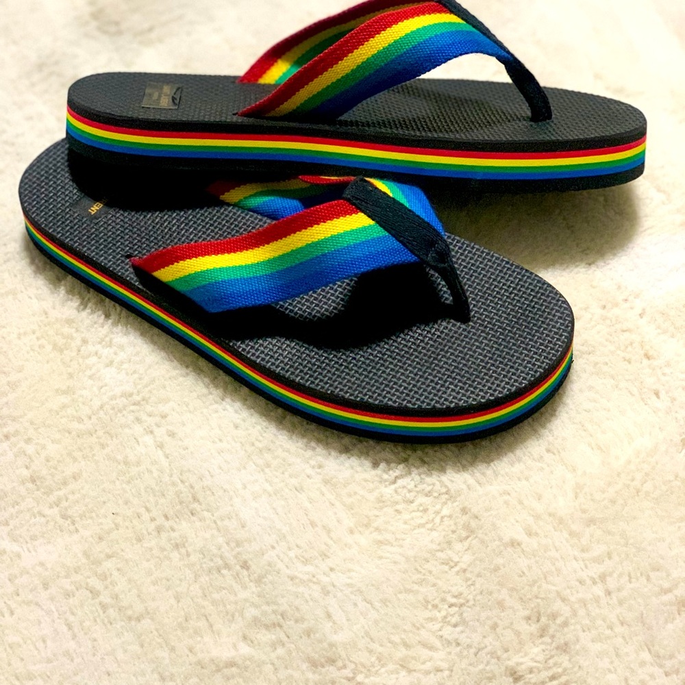 Saint Laurent Sandals Rainbow flip flops - Picture 4 of 8